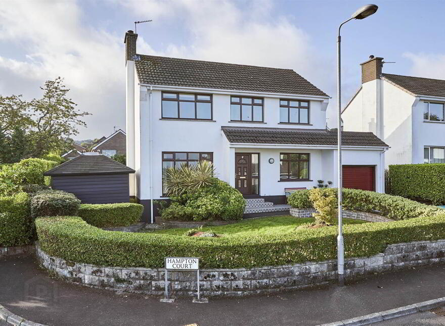 1 Hampton Court, Holywood, BT18 0HU