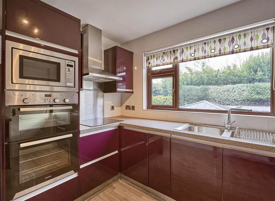 1 Hampton Court, Holywood, BT18 0HU