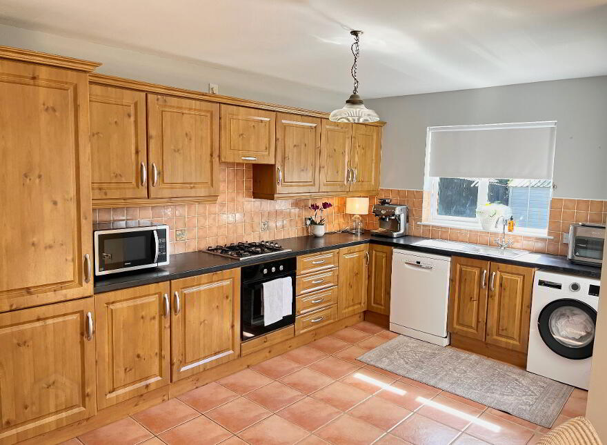 No. 37 Woodvale, Carrickmacross, A81V409