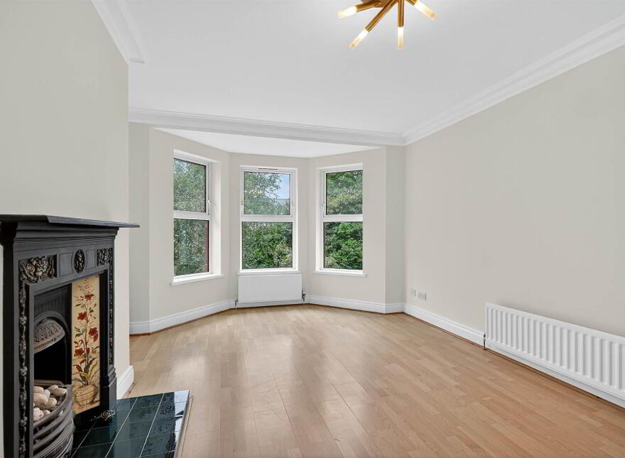 5 Marlborough Manor, 48 Marlborough Park South, Belfast, BT9 6HS