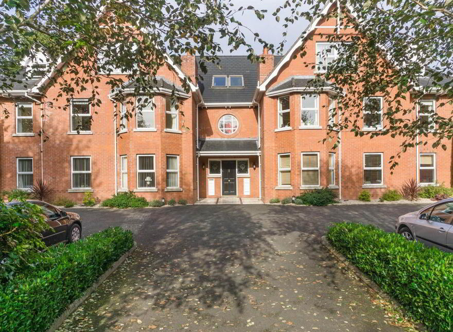 5 Marlborough Manor, 48 Marlborough Park South, Belfast, BT9 6HS