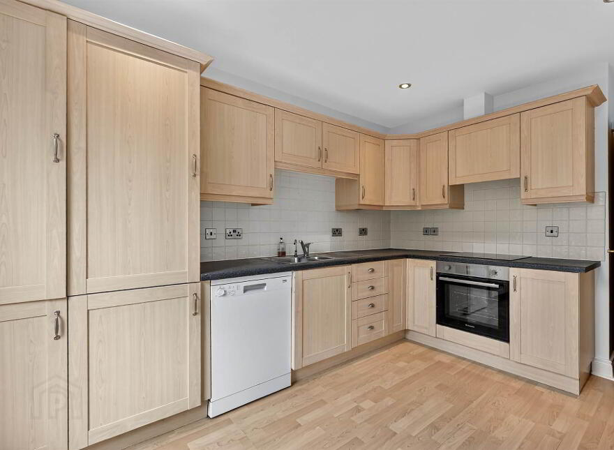5 Marlborough Manor, 48 Marlborough Park South, Belfast, BT9 6HS