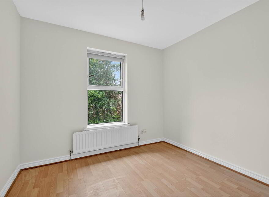 5 Marlborough Manor, 48 Marlborough Park South, Belfast, BT9 6HS