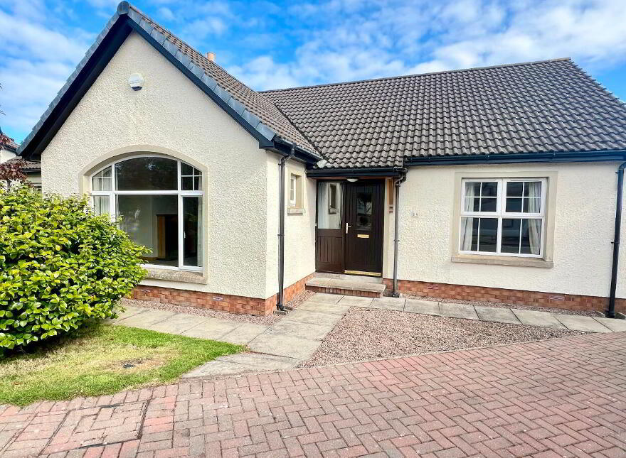 16 Brustin Lee, Ballygally, Larne, BT40 2QA