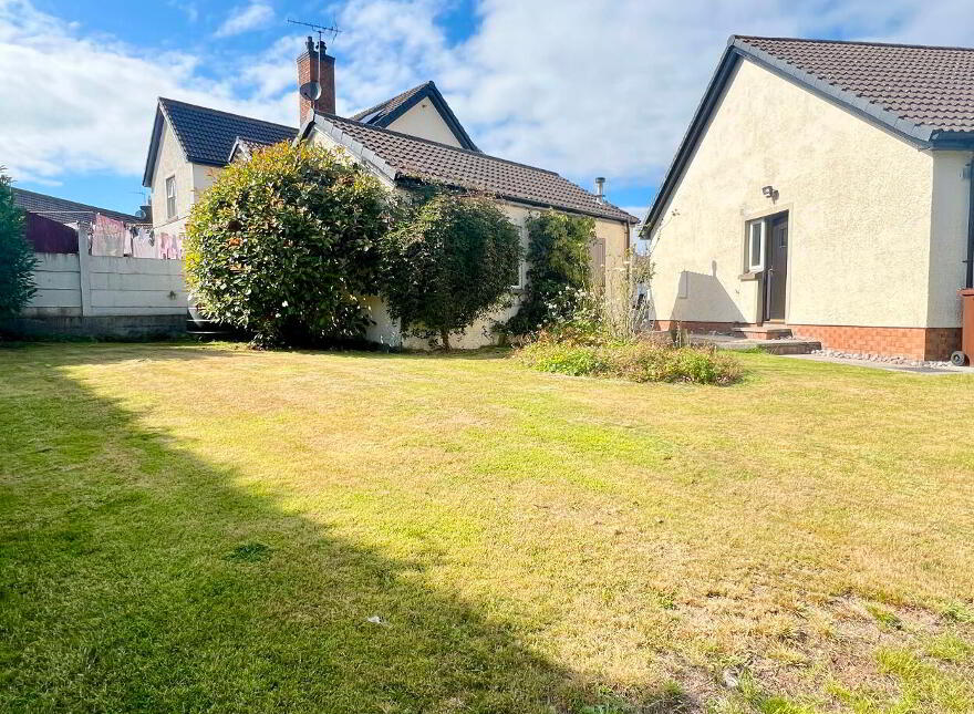 16 Brustin Lee, Ballygally, Larne, BT40 2QA