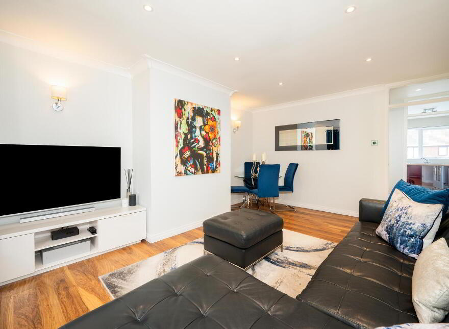 2 Earlswood Grove, Belfast, BT4 3EF