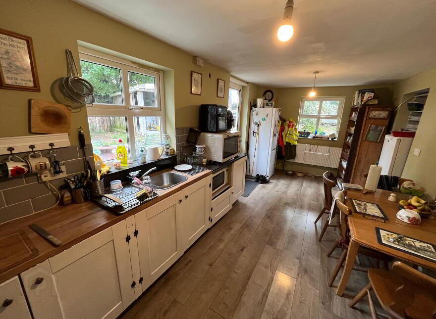 Farranmacfarrell, Ballina, Dromore West, F26P682