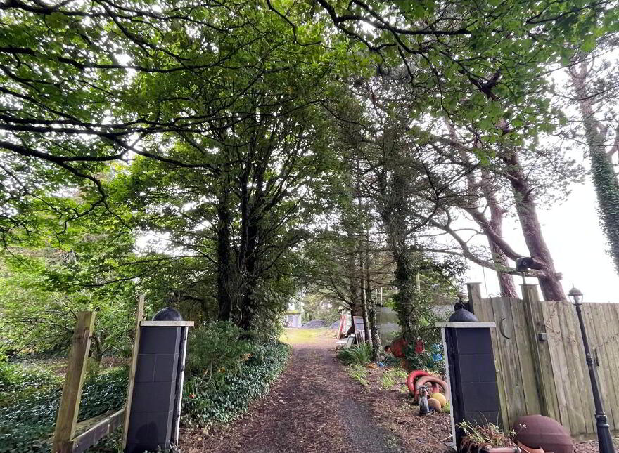 Farranmacfarrell, Ballina, Dromore West, F26P682