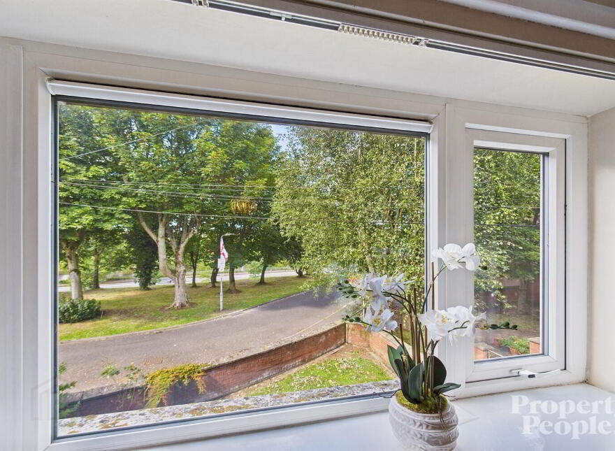 124 Annadale Flats, Belfast, BT7 3AY