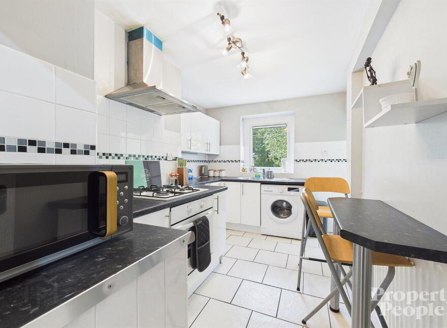 124 Annadale Flats, Belfast, BT7 3AY