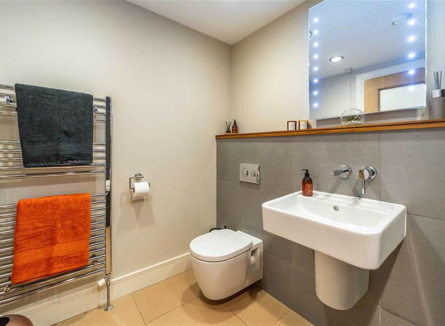 Queens Gate, 53-2 Queens Gate, Queens Parade, Bangor, BT20 3BH