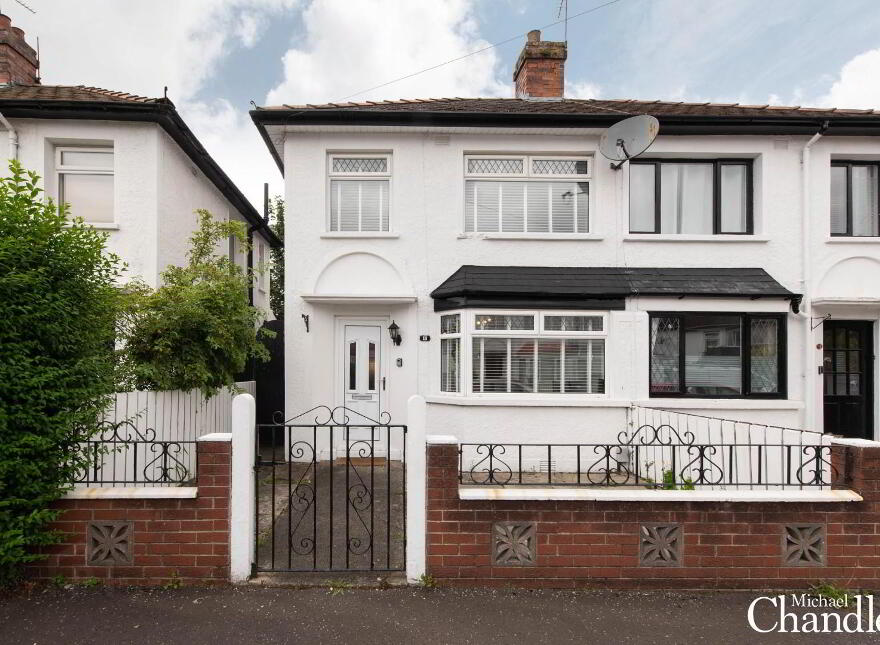 11 Ravenhill Crescent, Belfast, BT6 8JU