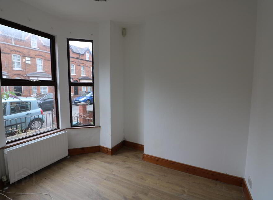1 St Ives Gardens, Stranmillis, Belfast, BT9 5DN