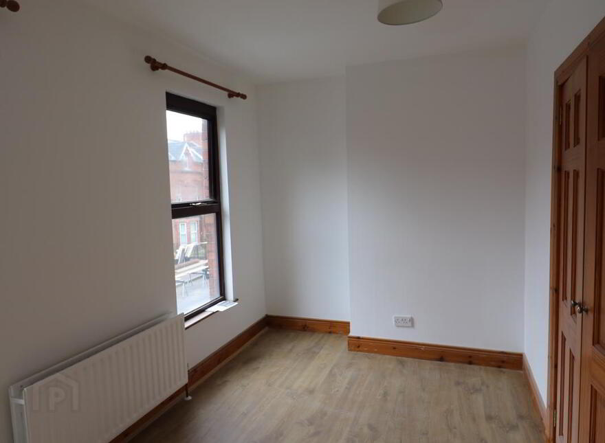 1 St Ives Gardens, Stranmillis, Belfast, BT9 5DN