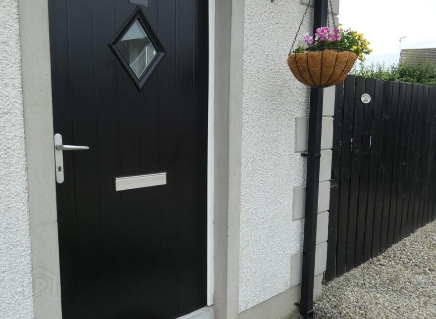 8 Kirkview Court, Ballymoney, BT53 6SB