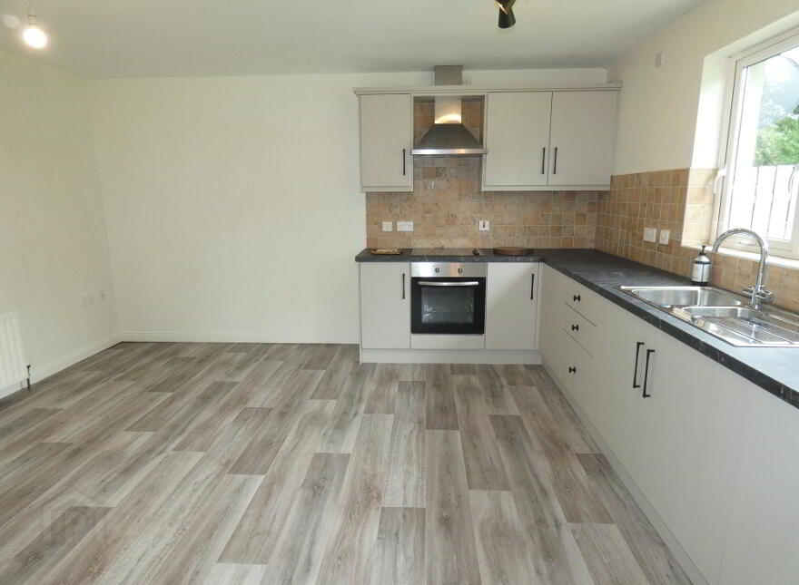 8 Kirkview Court, Ballymoney, BT53 6SB