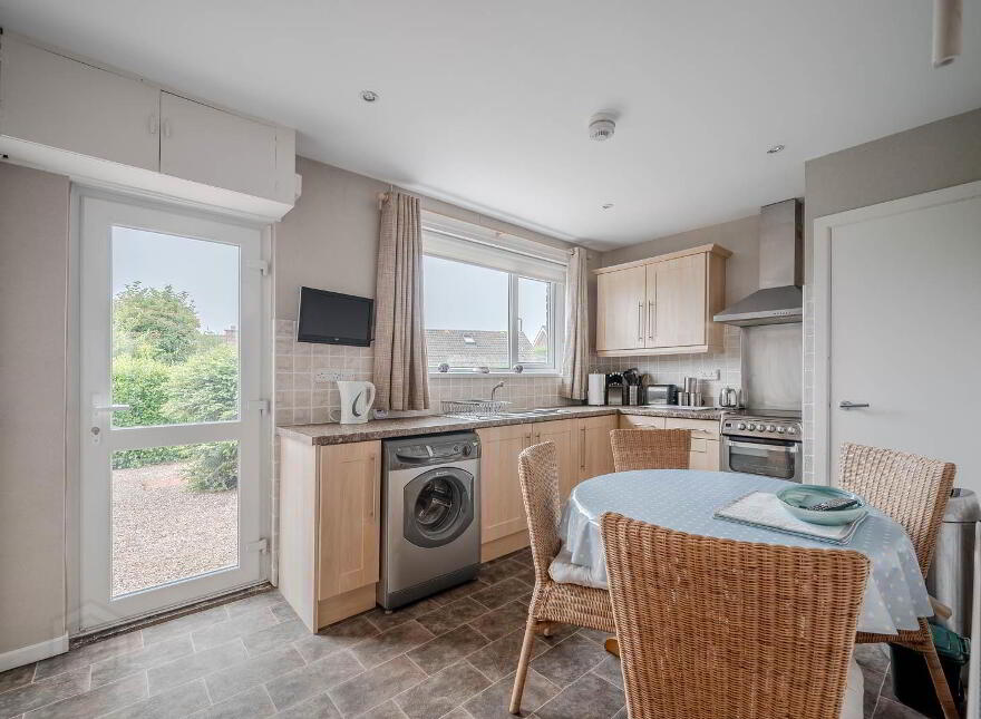 3 Tinto Crescent, Bangor, BT19 6DE