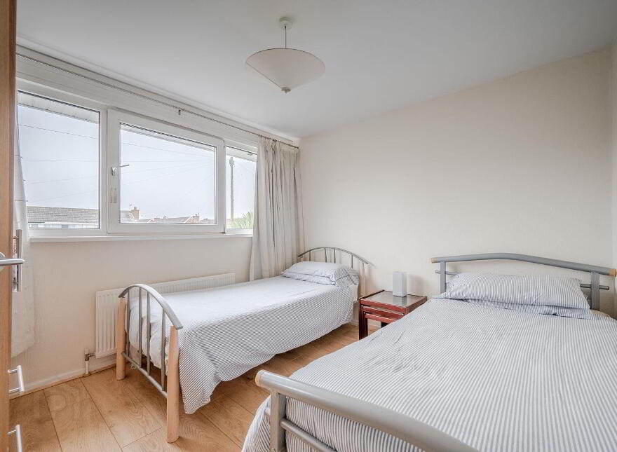 3 Tinto Crescent, Bangor, BT19 6DE