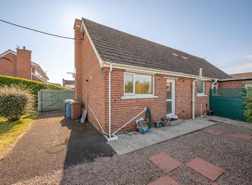 3 Tinto Crescent, Bangor, BT19 6DE