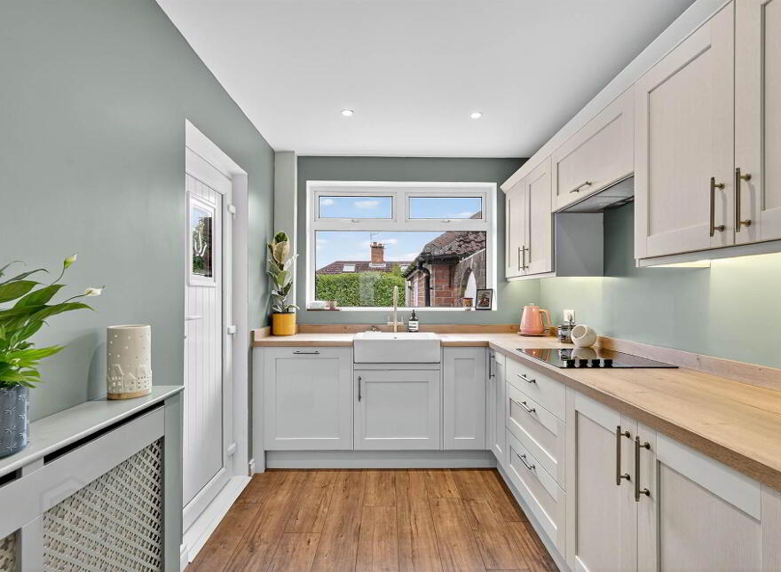 33 North Gardens, Belfast, BT5 6BZ