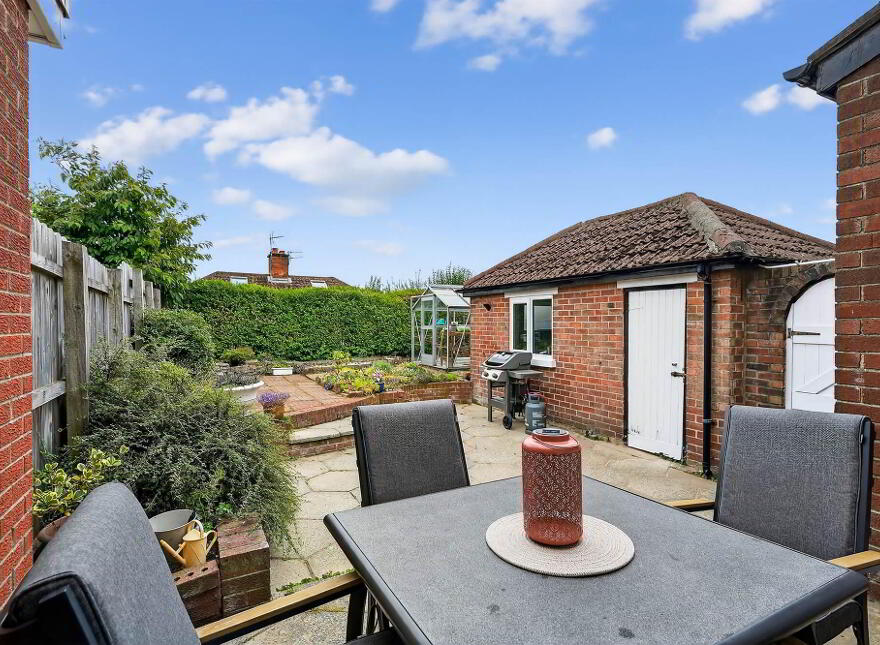 33 North Gardens, Belfast, BT5 6BZ