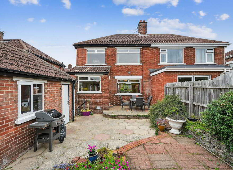 33 North Gardens, Belfast, BT5 6BZ
