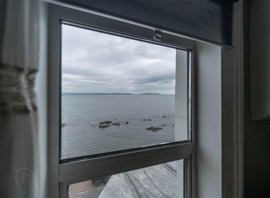 130 Seacliff Road, Bangor, BT20 5EZ