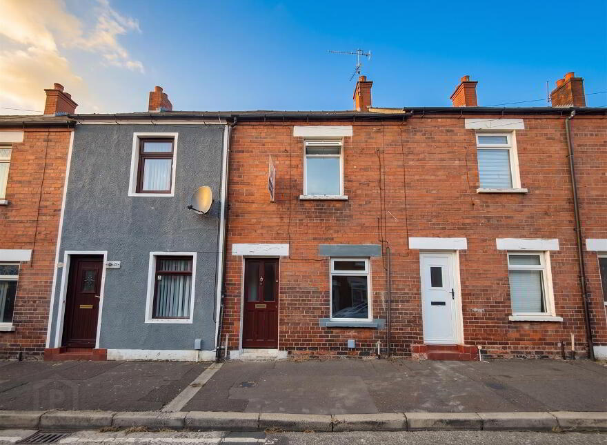 19 Ainsworth Drive, Belfast, BT13 3EJ