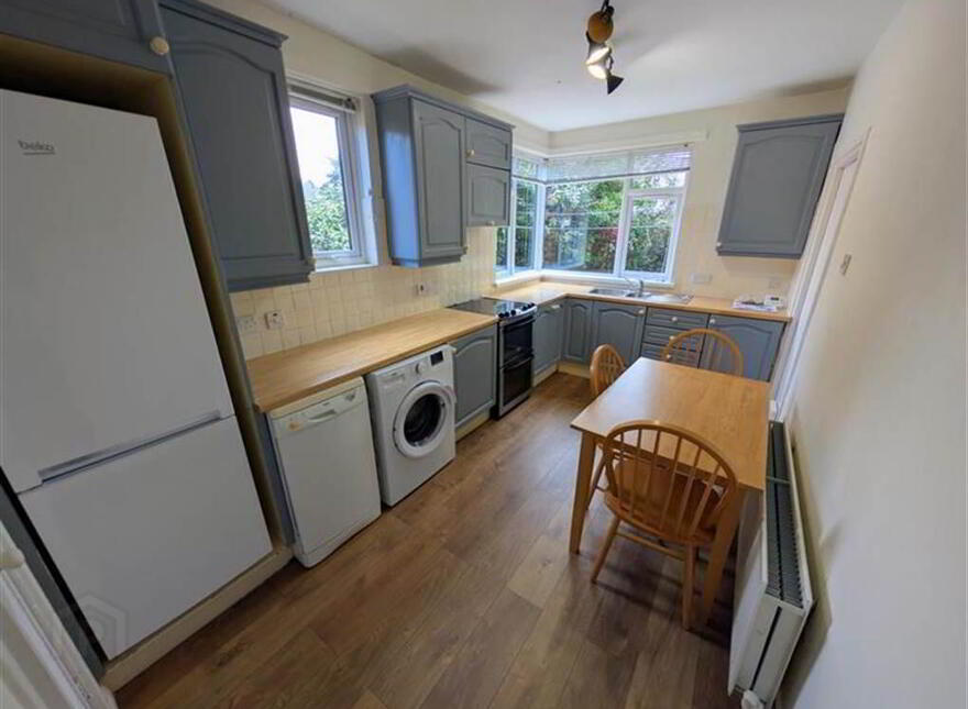 60 Sandhurst Drive, Belfast, BT9 5AZ