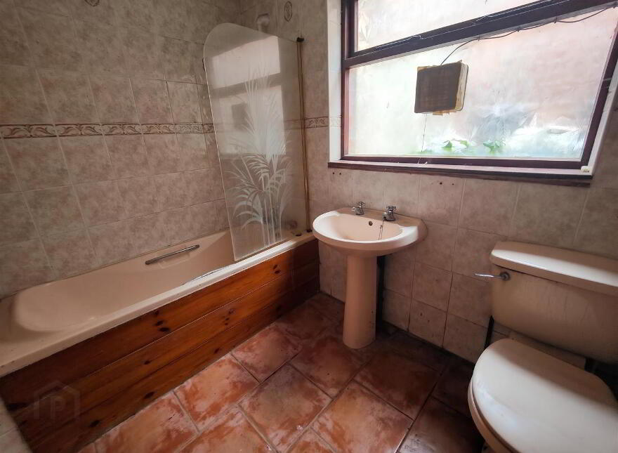 11 Ainsworth Drive, Belfast, BT13 3EJ