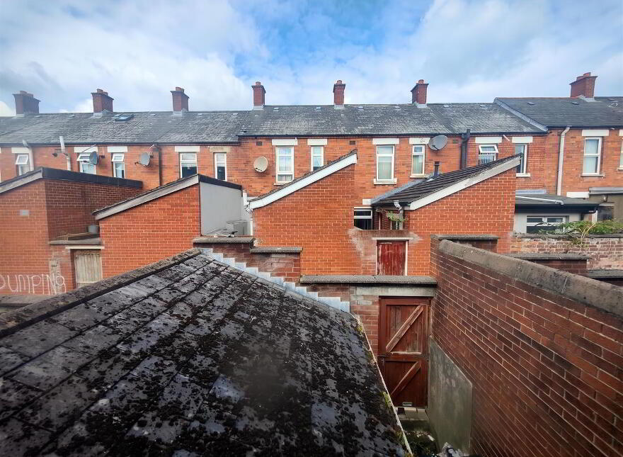 11 Ainsworth Drive, Belfast, BT13 3EJ