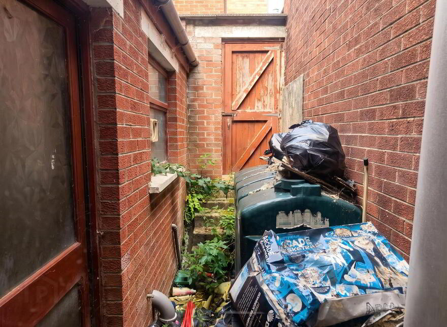 11 Ainsworth Drive, Belfast, BT13 3EJ