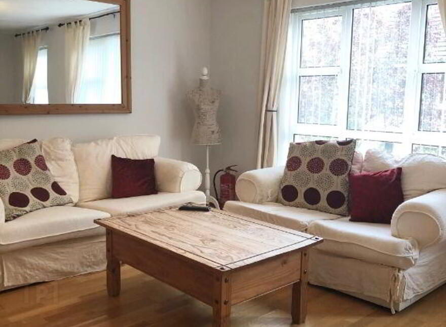 4 Ardenlee Park, Belfast, BT6 8QR