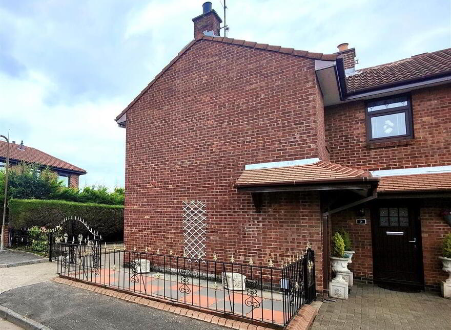 7 Silver Birch Courts, Belfast, BT13 2JJ