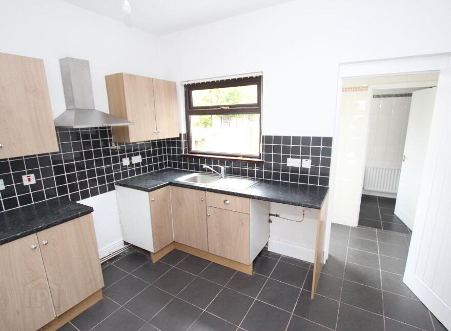 47 Longlands Road, Newtownabbey, BT36 7LY