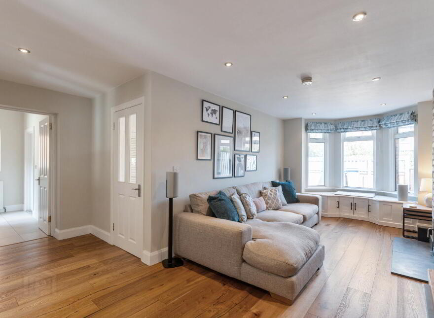 4 Seapark Avenue, Holywood, BT18 0LL