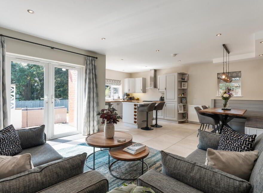 4 Seapark Avenue, Holywood, BT18 0LL