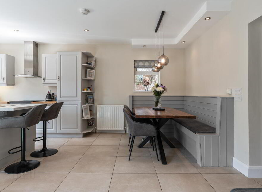 4 Seapark Avenue, Holywood, BT18 0LL