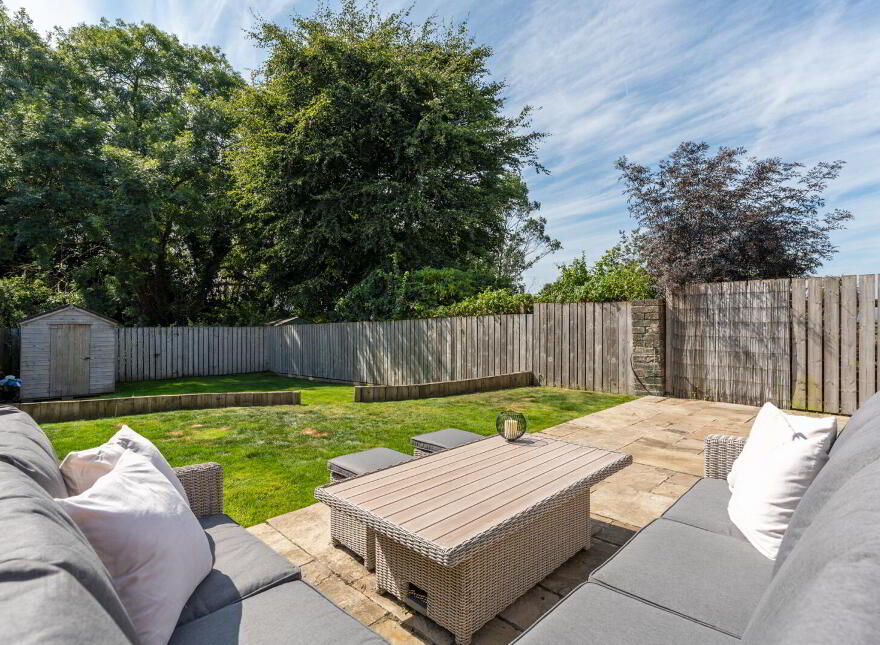 4 Seapark Avenue, Holywood, BT18 0LL