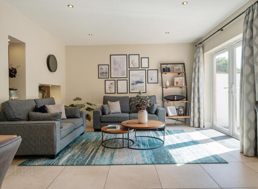 4 Seapark Avenue, Holywood, BT18 0LL