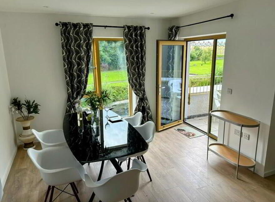 Apt 10, Riverview Court, Main Street, Bushmills, BT57 8BD