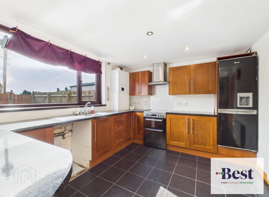 3 Garron Walk, Larne, BT40 2AU