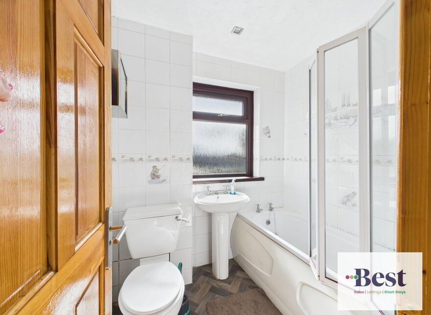 3 Garron Walk, Larne, BT40 2AU