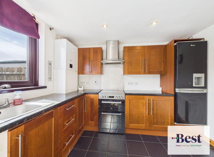 3 Garron Walk, Larne, BT40 2AU