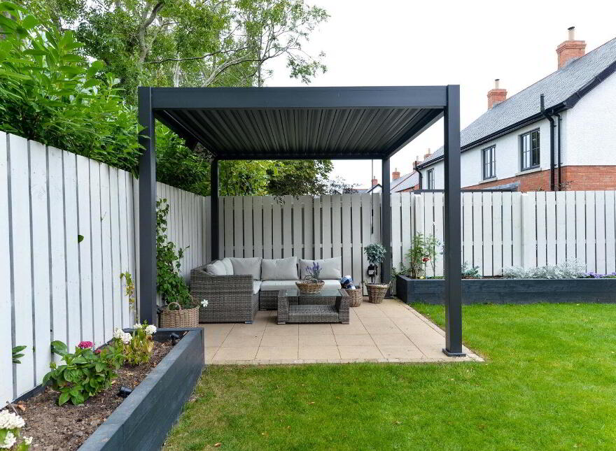 11 Goldenview Park, Carrickfergus, BT38 8RS