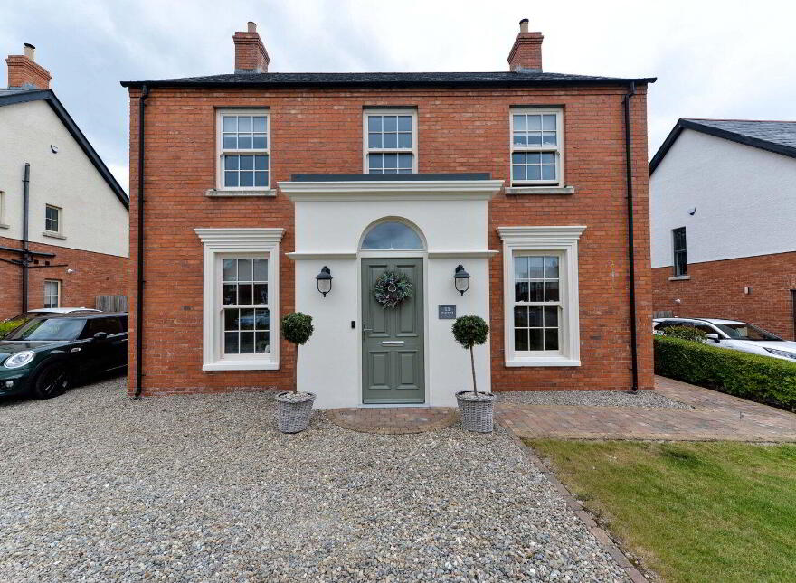 11 Goldenview Park, Carrickfergus, BT38 8RS
