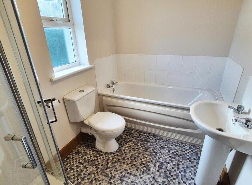 21 Knockbracken Close, Coleraine, BT52 1XN