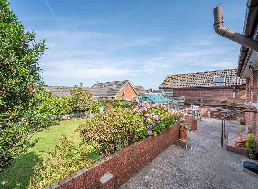 18 Rossdale Road, Bangor, BT19 6BE