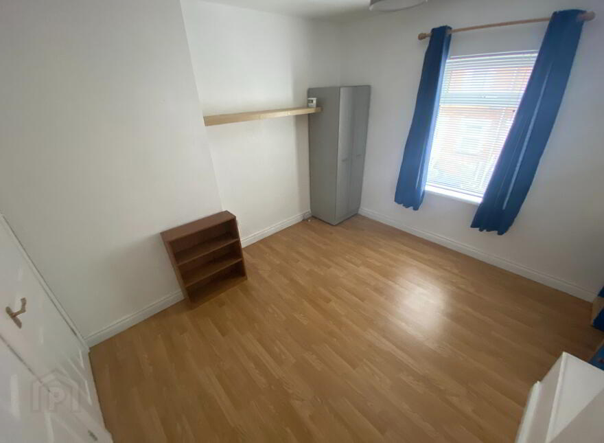 32 Runnymede Parade, Tates Avenue, Belfast South, Belfast, BT12 6NF