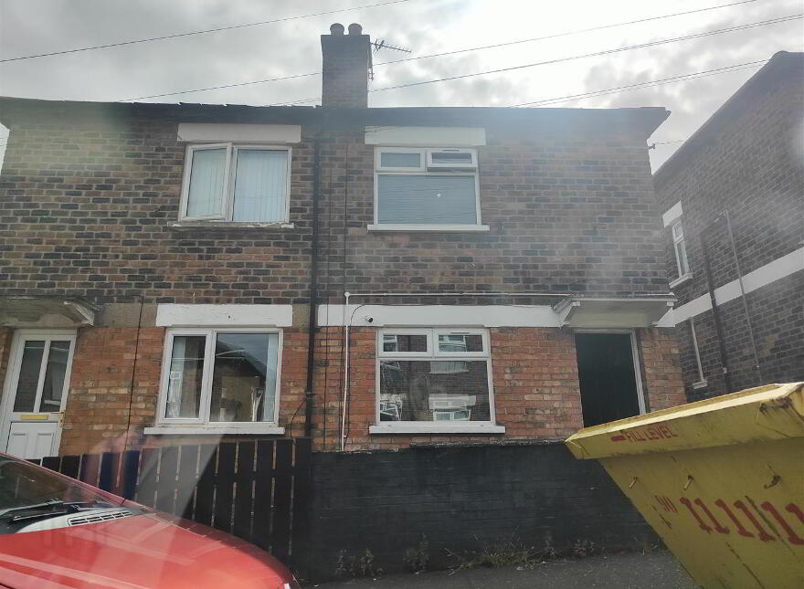 40 Dhu Varren Crescent, Belfast, BT13 3FL photo